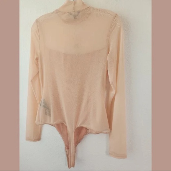 Corset sheer pink Guess body suit NWT - Picture 3 of 4